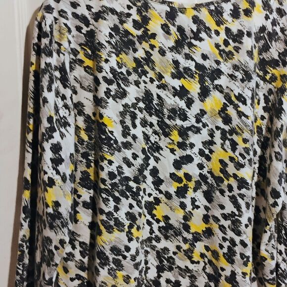 Ruby Rd Black and White Wrap Blouse Relaxed Fit - Picture 12 of 12